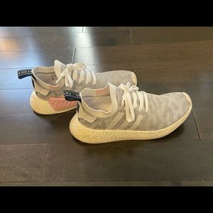 Ultraboost women grey